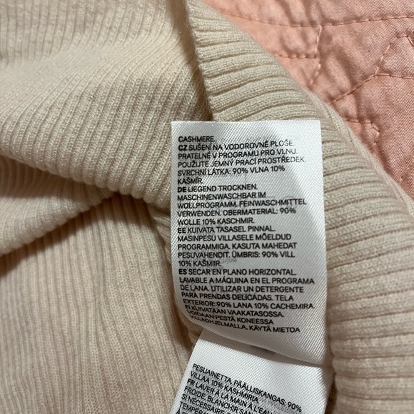 H&M Wool/Cashmere Sweater Size L - Picture 5 of 8